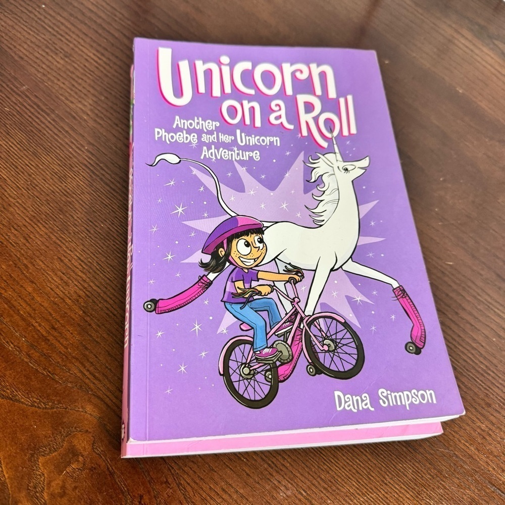 5 Comic Books Graphic Novels for Children by Dana Simpson “Unicorn Book Stories” - Picture 8 of 16